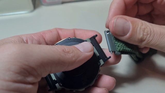 ⌚️ Amazfit T-Rex 2 - Cambio veloce del cinturino plastico con quello elastico смотреть онлайн