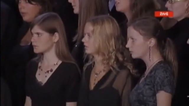 Members of the Charles University Chorus and Haig Utidjian perform for Pope Benedict XVI смотреть онлайн