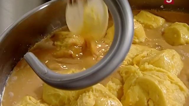 Идеальный состав творожной ватрушки. "Есть можно!" Утро на 5 смотреть онлайн