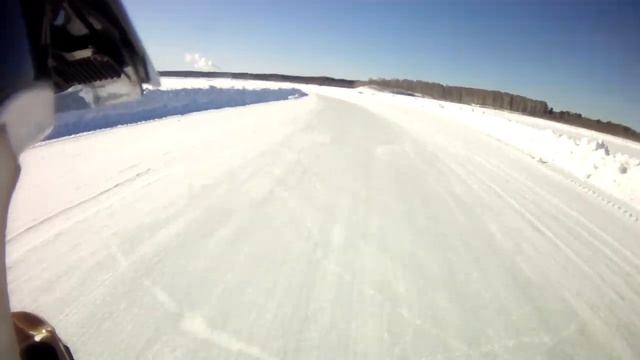 минимОтО на льду 02 закусило газ.MOV смотреть онлайн