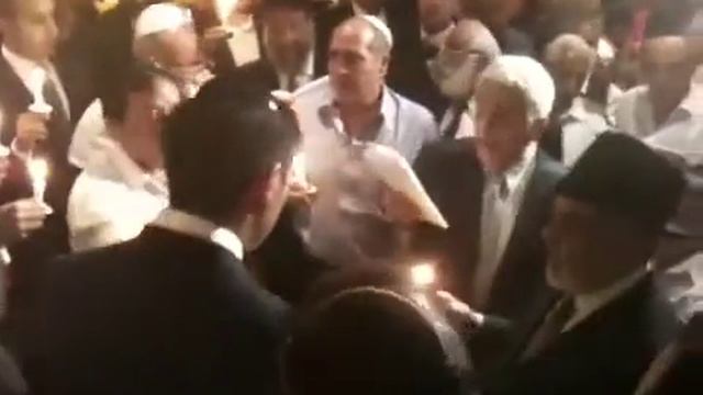 Moradoff's Chuppah смотреть онлайн