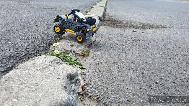 Mini Brushless Lego RC Trophy Truck - OUTDOOR TEST ! смотреть онлайн