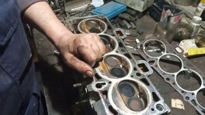 Двигатель троит,не работает третий цилиндр-ищем причину.