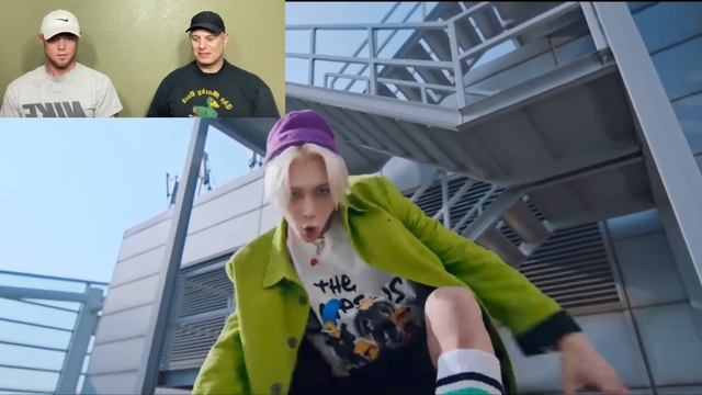Two ROCK Fans REACT to Maniac by Stray Kids смотреть онлайн