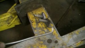 Как вытянуть переднюю стойку кузова . Приспособление НОУ ХАУ