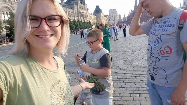 гуляем по Москве / Красная площадь / Метро смотреть онлайн
