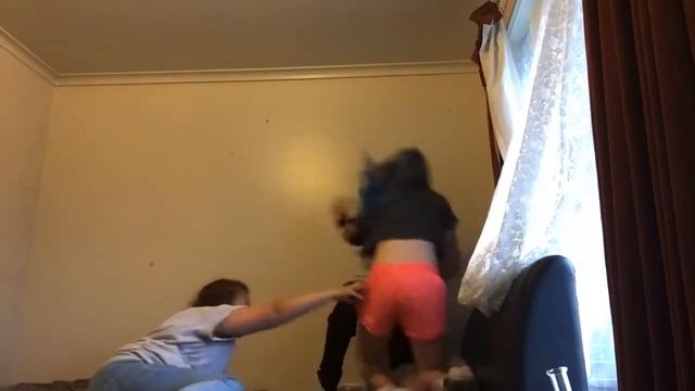 Rip them cloths off смотреть онлайн