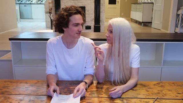 INTRODUCING LEONARDO #1 / MOM OF 10 смотреть онлайн