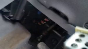 Peugeot 206 change heater fan blower resistors in 2 minutes