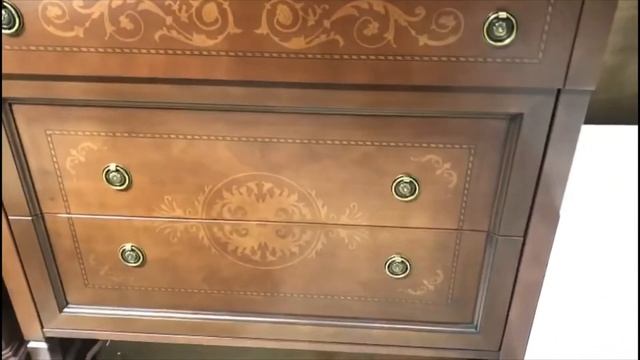 Классический комод Италия. Инкрустация. смотреть онлайн