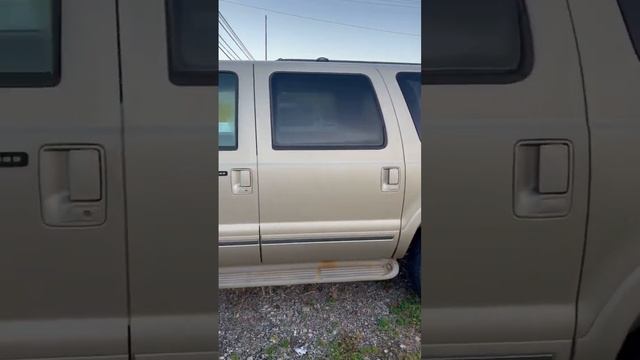 Is It Worth It? 2004 Ford Excursion 145K Miles A V10 For $2,500.00? смотреть онлайн