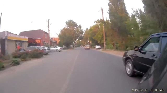 Таганрог, маршрутка 50 (2019.08.16_19:00) смотреть онлайн