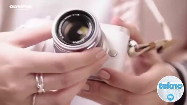 Olympus Pen E-PL9 смотреть онлайн