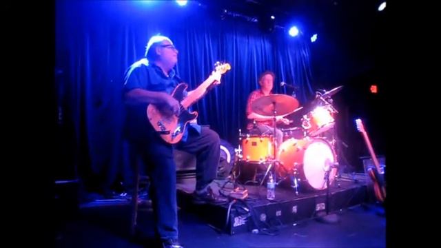 BILL KIRCHEN - Milk Cow Blues Encore @ Smith's Olde Bar Bill plays Trombone Atlanta, GA 3013 смотреть онлайн