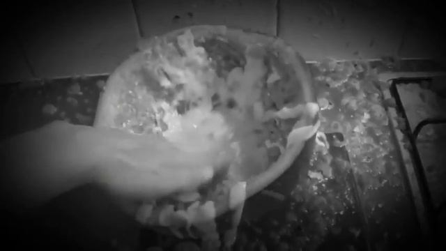 Как разрядить аккумулятор телефона (howtobasic) Ussr