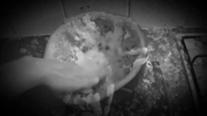 Как разрядить аккумулятор телефона (howtobasic) ussr