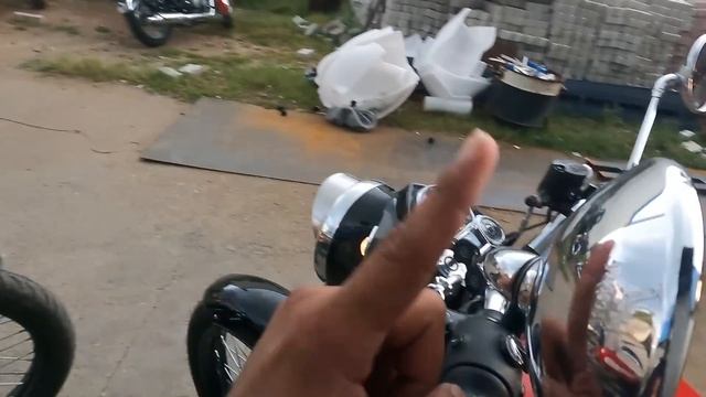 New Bullet 350 vs Classic 350 | Base Variants | Detailed Comparison смотреть онлайн