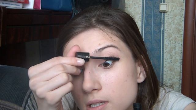 Нежный девичий макияж.mp4