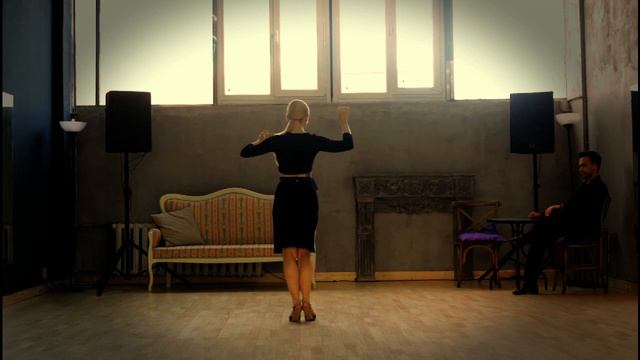 Online Tango Lessons 2019 - Clase 5 (español) "Traslados para la pista con cambio de sistema " смотреть онлайн