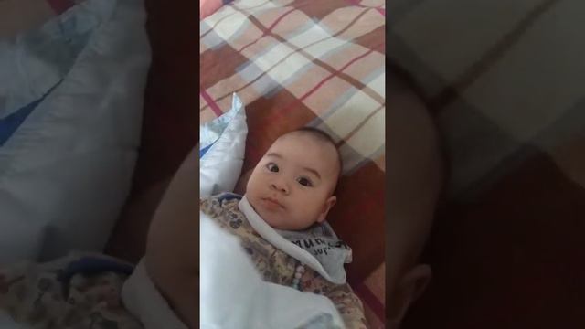 Аяну 5 месяцев. Учимся пускать слюни смотреть онлайн