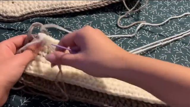 ШАПКА С УШКАМИ КАК У @karrambaby мастер-класс крючком для новичков ✨ смотреть онлайн