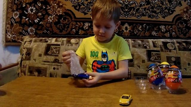 Распаковка коллекционных яиц ,, WELLY''