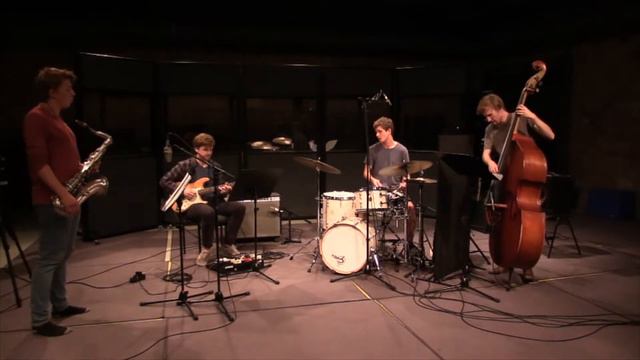 Morning Dew- Jonas Friese Quartet смотреть онлайн