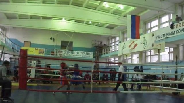 БОКС ФИНАЛ Люберцы 2012г.(синий угол).wmv смотреть онлайн