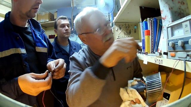 Мерседес Спринтер ремонт печки вентилятора#Mercedes Sprinter 211CDI смотреть онлайн