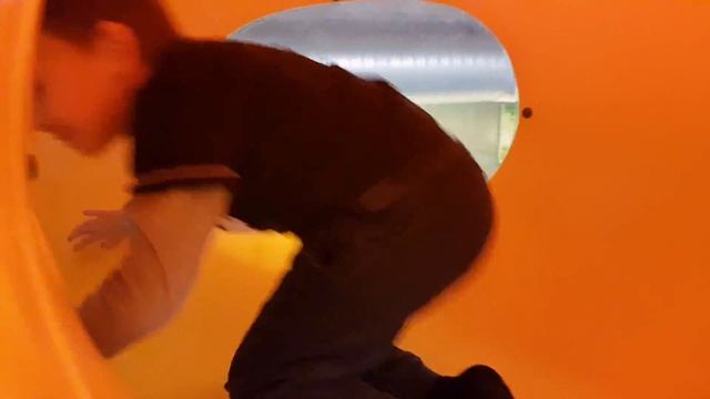 Indoor jungle gym at Leos Lekland | Children chasing #68 смотреть онлайн