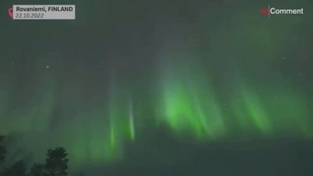 Необычное северное сияние в Финляндии смотреть онлайн