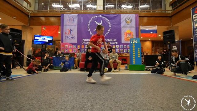 ЭлектроМакс vs Сын Марса \ ФИНАЛ \ 11-13 лет смотреть онлайн