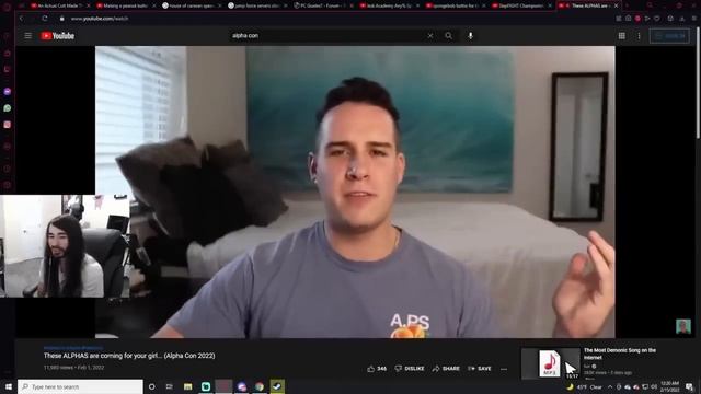 MoistCr1tikal Reacts To These ALPHAS Are Coming For Your Girl Alpha Con 2022 смотреть онлайн