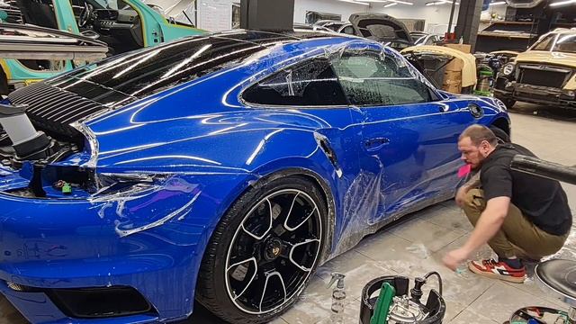 Оклейка заднего крыла на Porsche 911 turbo s смотреть онлайн