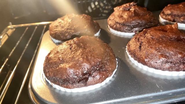 3 Zutaten! Schokomuffins OHNE Mehl, Butter und Zucker! KEINE Bananen! смотреть онлайн