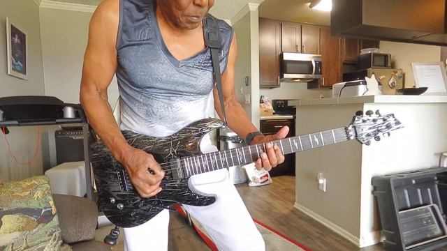 My Schecter Silver Mountain C1 F/R/S смотреть онлайн