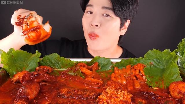 ASMR MUKBANG | SPICY SEAFOOD BOIL ?? ENOKI MUSHROOM SAUSAGE FIRE NOODLES SQUID OCTOPUS EATING 먹방 смотреть онлайн