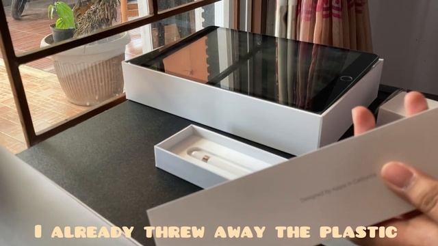 iPad 8th Gen 128Gb unboxing & Apple pencil + Accessories ? смотреть онлайн