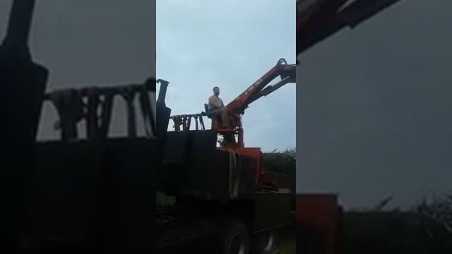 Обзор манипулятора HIAB 125 /полуприцеп Floor/грузоподъёмность КМУ 3 тонны/кму без опор смотреть онлайн