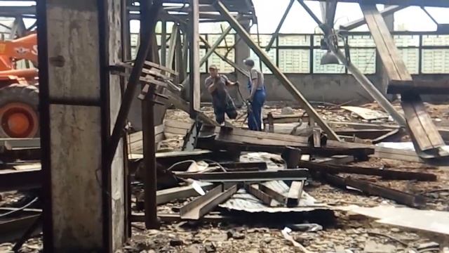 Последний завод,в Пугачёве! смотреть онлайн