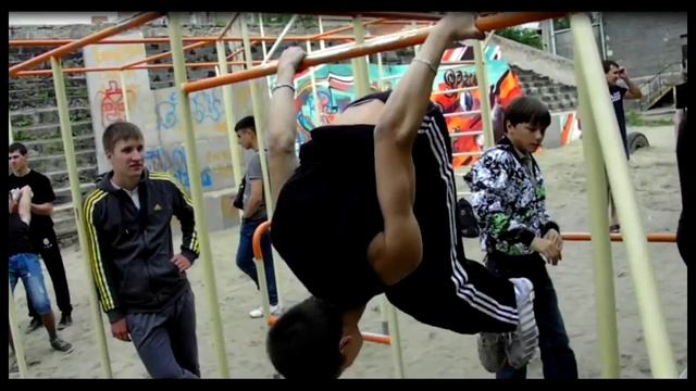 ТОП 5 самых сложных силовых элементов на турнике смотреть онлайн