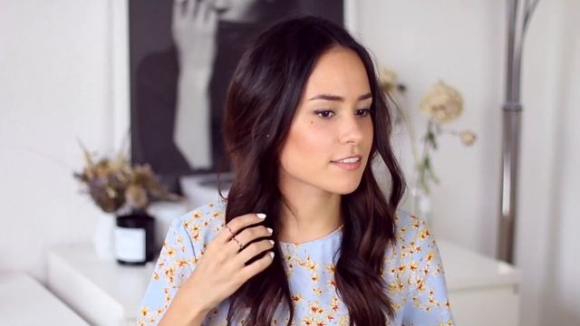 Nisi's Guide to textured Hair - Haarstyling-Produkte für Volumen & Textur смотреть онлайн