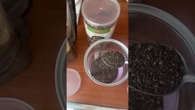 СЕМЕНА ЧИА В СМУЗИ! #спорт #мотивацияспорт #зожспо