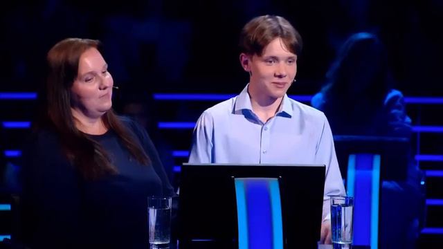 с.юлианной карауловой кто хочет стать миллионером по субботам на первом.канале смотреть онлайн