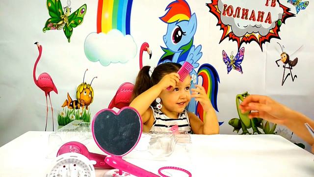 РАСПАКОВКА ПАРИКМАХЕРСКОЙ ЮЛИАНА ТВ. IULIANA TV CUTE GIRL. РАСПАКОВКА ПОМАДЫ ДЛЯ ДЕТЕЙ BABY LIPS смотреть онлайн