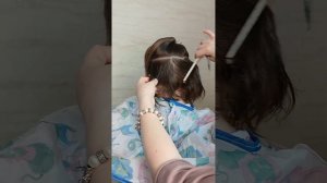 Стрижка - подравнивание кончиков волос 3-летней девочке, без прямого среза. Все этапы стрижки.