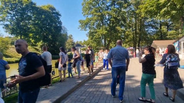 Из Германии в Россию. Жизнь переселенцев в Калининграде. День города. Наша жизнь в России. смотреть онлайн