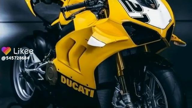 мотоциклы жёлтого цвета(4) смотреть онлайн