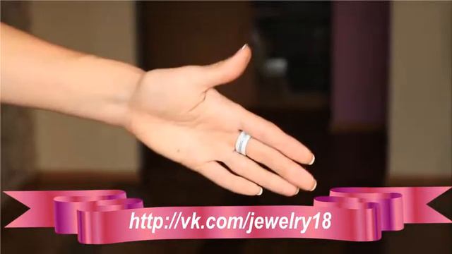 Керамическое кольцо Chanel с цирконами смотреть онлайн