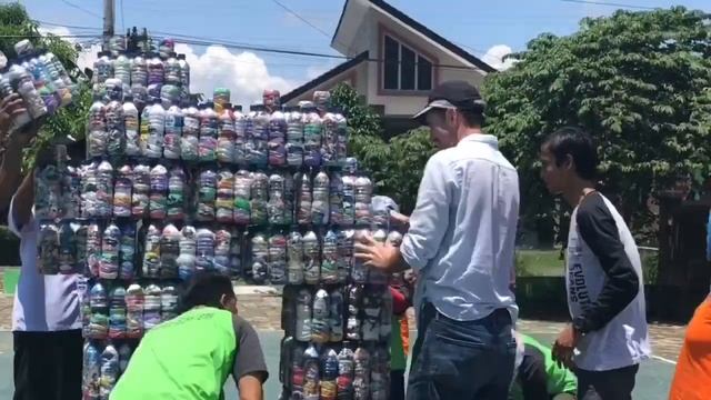 Ecobrick Modules in Action смотреть онлайн